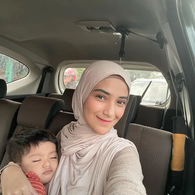 6 Potret Nadya Mustika dari Single Mom Selama 2 Tahun hingga Kini Menikah Lagi