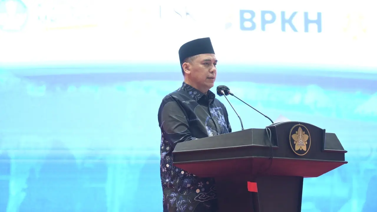 Wakil Menteri Agama RI Saiful Rahmad Dasuki Saat menghadiri seminar nasional yang diselenggarakan Badan Pengelola Keuangan Haji (BPKH) Banda Aceh.