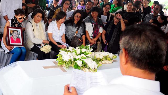 Rima Melati Sempat Ingin Susul Frans Tumbuan Ke Akhirat Showbiz Liputan6 Com