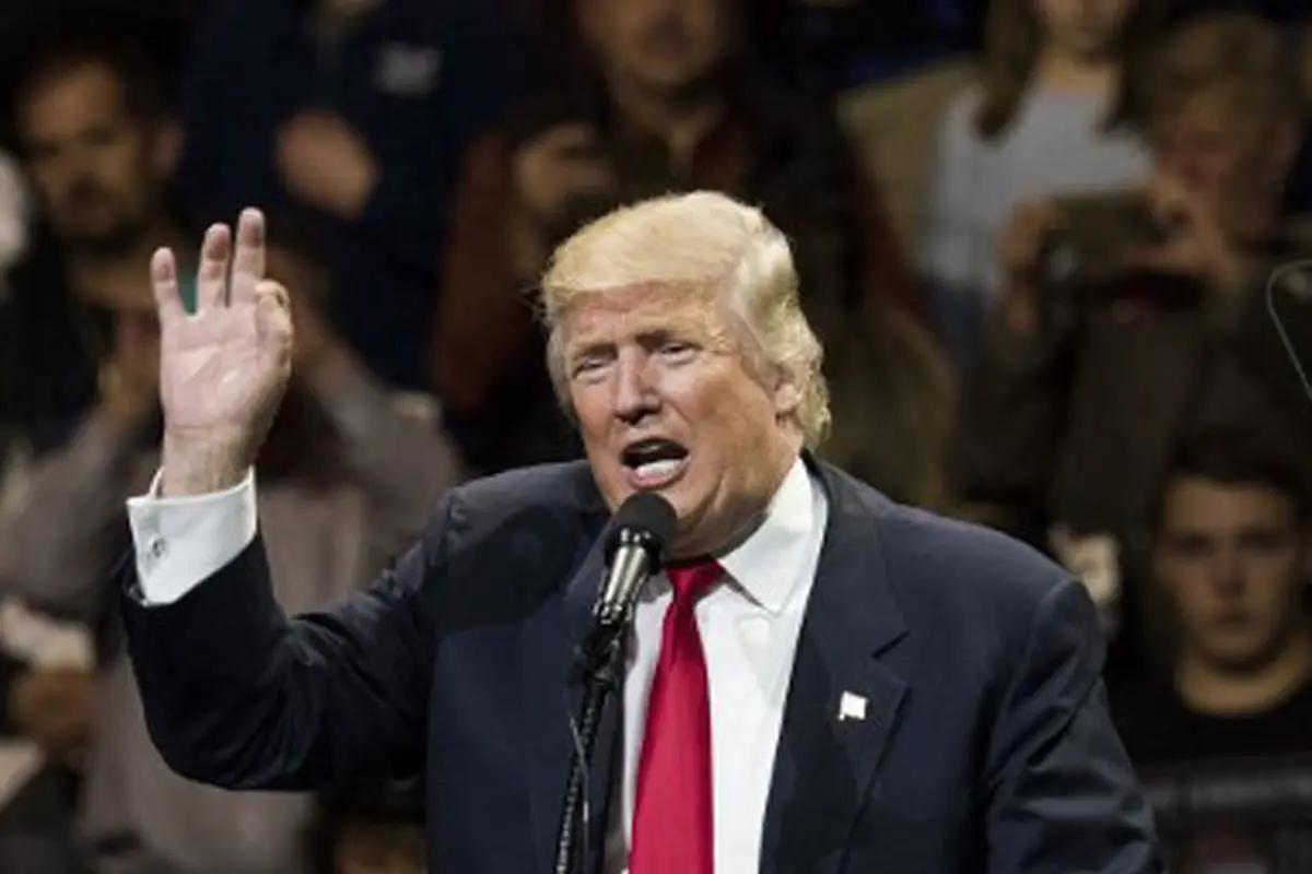 [Bintang] Donald Trump