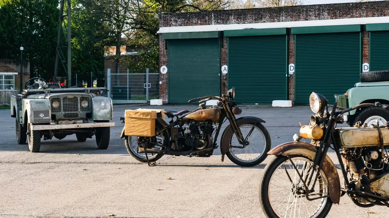 Keren Banget, Aktor Hollywood Ini Modifikasi Harley-Davidson Tua jadi Motor Hybrid (Carscoops)