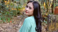 Instagram Prilly Latuconsina