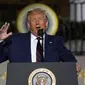 Presiden Amerika Serikat Donald Trump menyampaikan pidato pada hari keempat Konvensi Nasional Partai Republik di Gedung Putih, Washington DC, Amerika Serikat, Kamis (27/8/2020). (AP Photo/Evan Vucci)