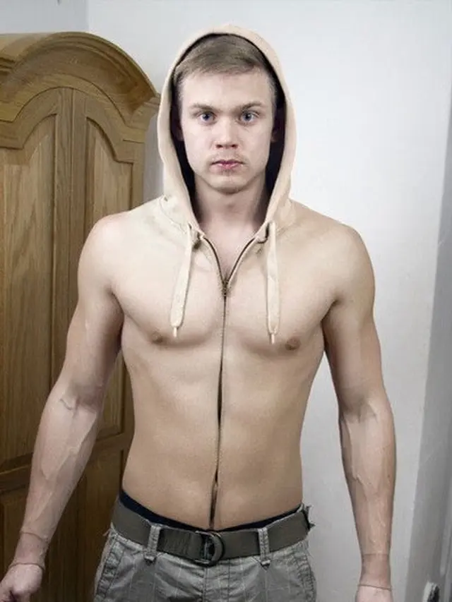 6 Potret Jaket Dengan Desain Absurd, Enggak Habis Pikir