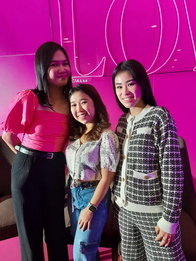 Kiky Saputri dalam konferensi pers seputar cincin kawin dan rencana pernikahan dengan M. Khairi bersama Passion Jewelry di Central Park, Jakarta Barat, 17 Oktober 2022.