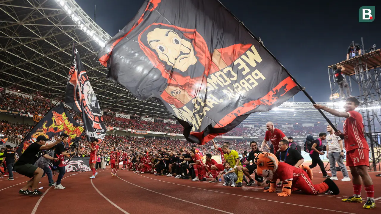 Foto: Malam Spektakuler saat Persija Jakarta Kembali Bermain di GBK, Tutup BRI Liga 1 2022/2023 dengan Kemenangan Manis