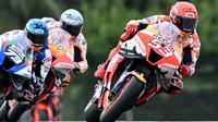Pembalap Repsol Honda, Marc Marquez, finis ketiga pada sesi kualifikasi MotoGP Malaysia 2022. (AFP/Mohd Rasfan)