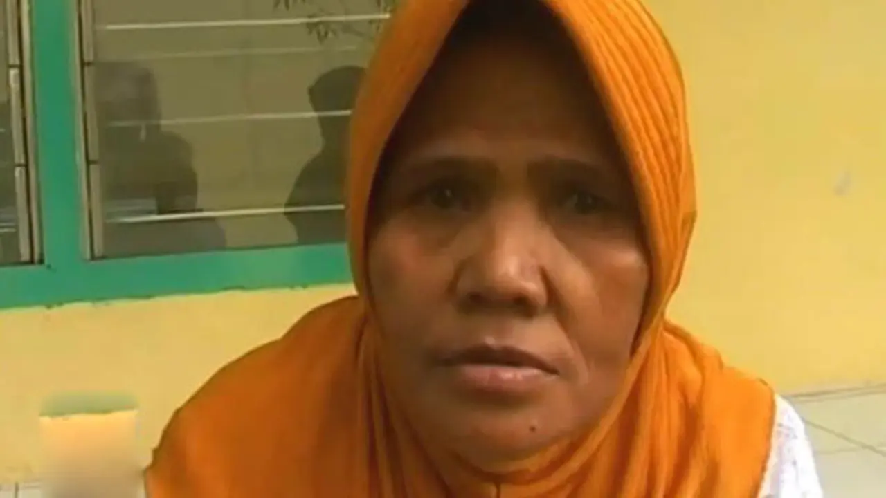 (lip6 Malam) Asyani