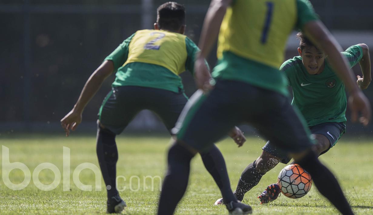 Febri Haryadi seperti saat tampil bersama Persib Bandung, dirinya tampil gesit dan lincah saat seleksi Timnas Indonesia U-22. (Bola.com/Vitalis Yogi Trisna)