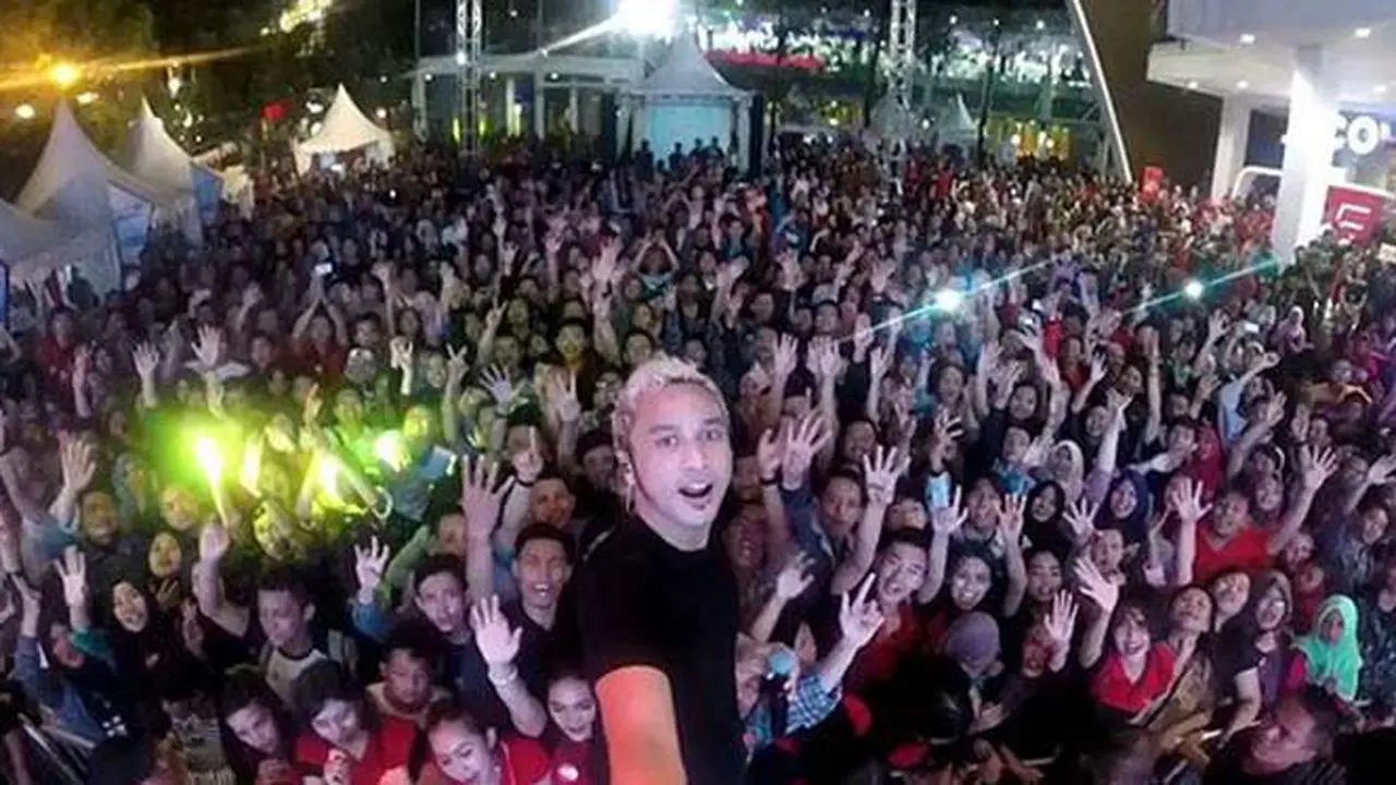 Kemeriahan Kampanye Smartfren #Generasi 4G di Kota Bandung