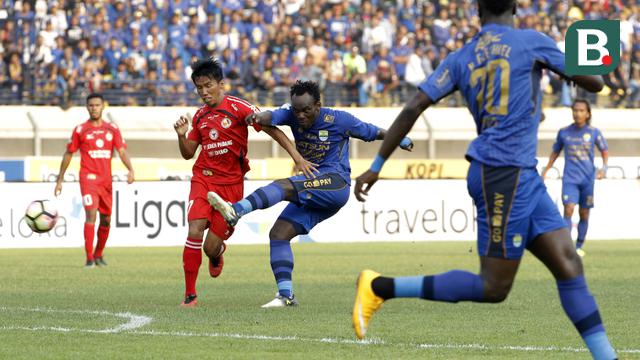 Foto: Melihat Kembali Aksi Michael Essien, Pemain Kelas Dunia di Persib Bandung