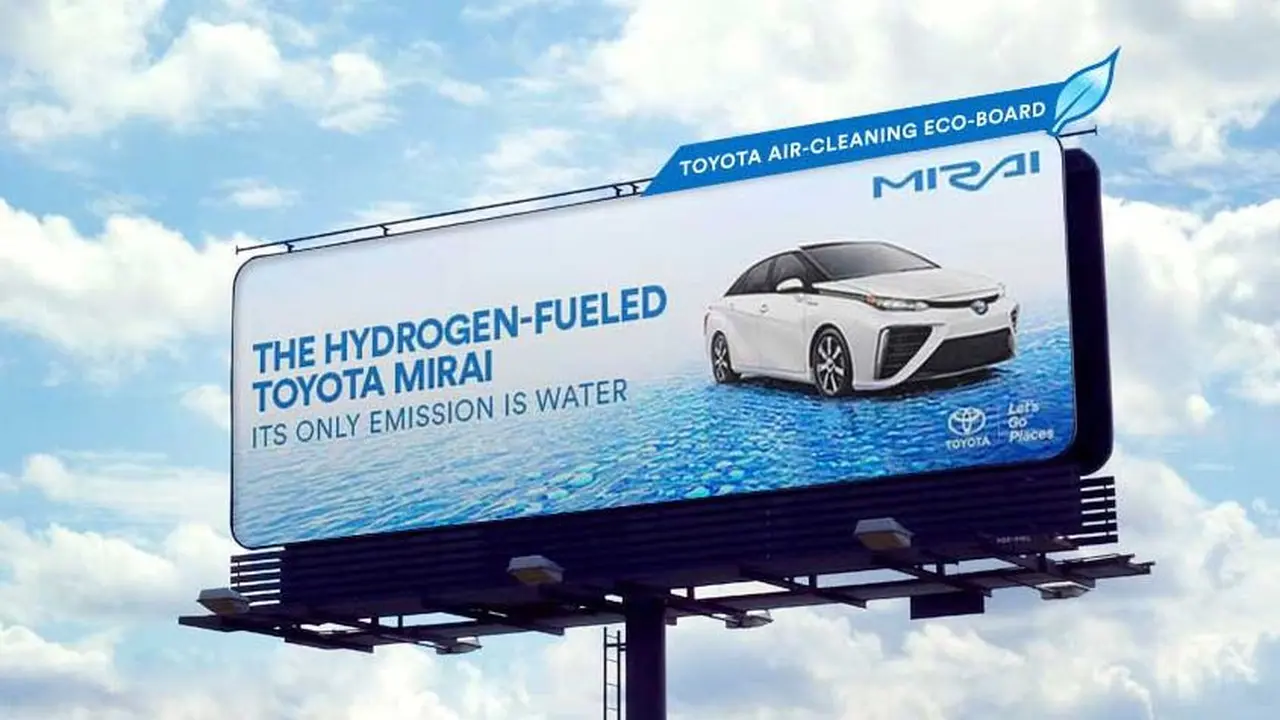Billboard Toyota Mirai