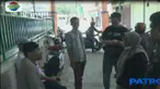 Menanggapi kecurigaan warga, polisi melakukan pemeriksaan, baik terhadap jenazah sang bayi maupun meminta keterangan kedua orang tuanya.