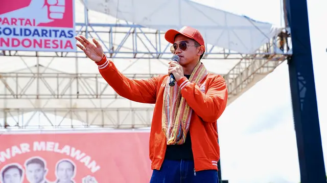 Ketua Umum Partai Solidaritas Indonesia (PSI) Kaesang Pangarep saat Kampanye Akbar PSI di Lapangan Lasitarda Lasiana Kupang NTT, Rabu (31/1/2024). (Foto: Istimewa).
