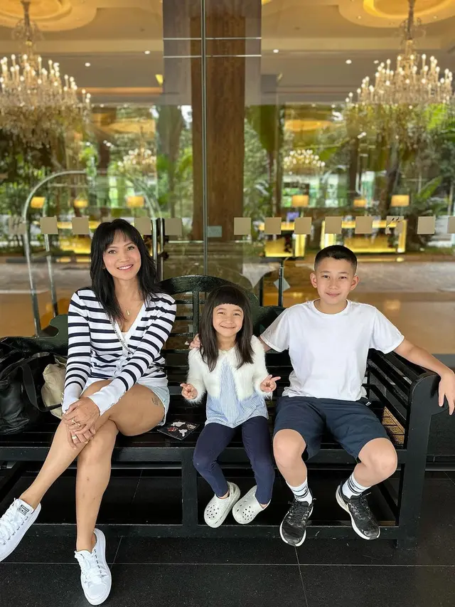 Kinaryosih dengan body goalsnya (Instagram/kinaryosihmoney)