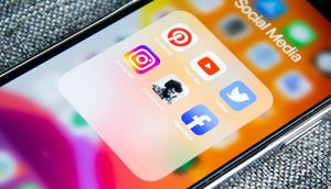 Ilustrasi media sosial. (Photo by Adem AY on Unsplash)