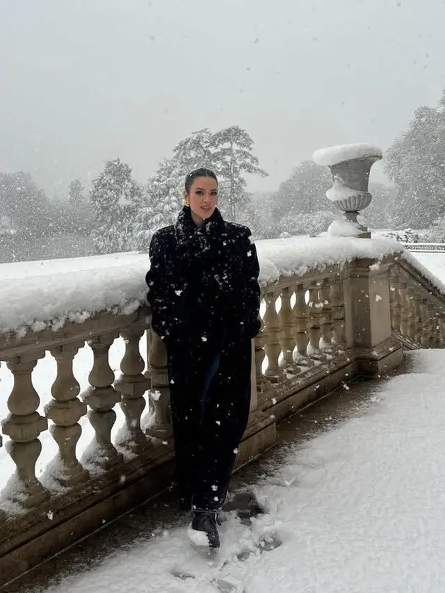 Artis Tanah Air Liburan Musim Dingin hingga Bersalju ke Luar Negeri.