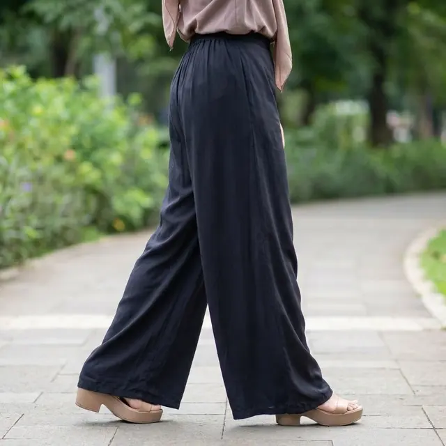 Palazzo Pants (Gemini AI)