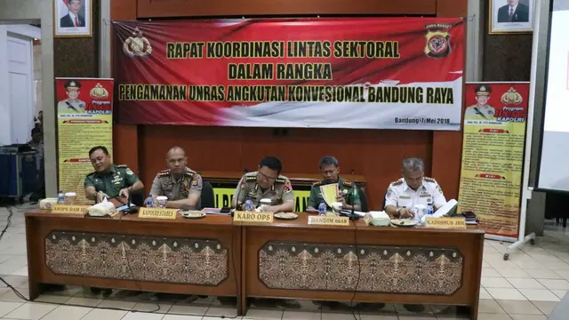 Angkutan Mogok