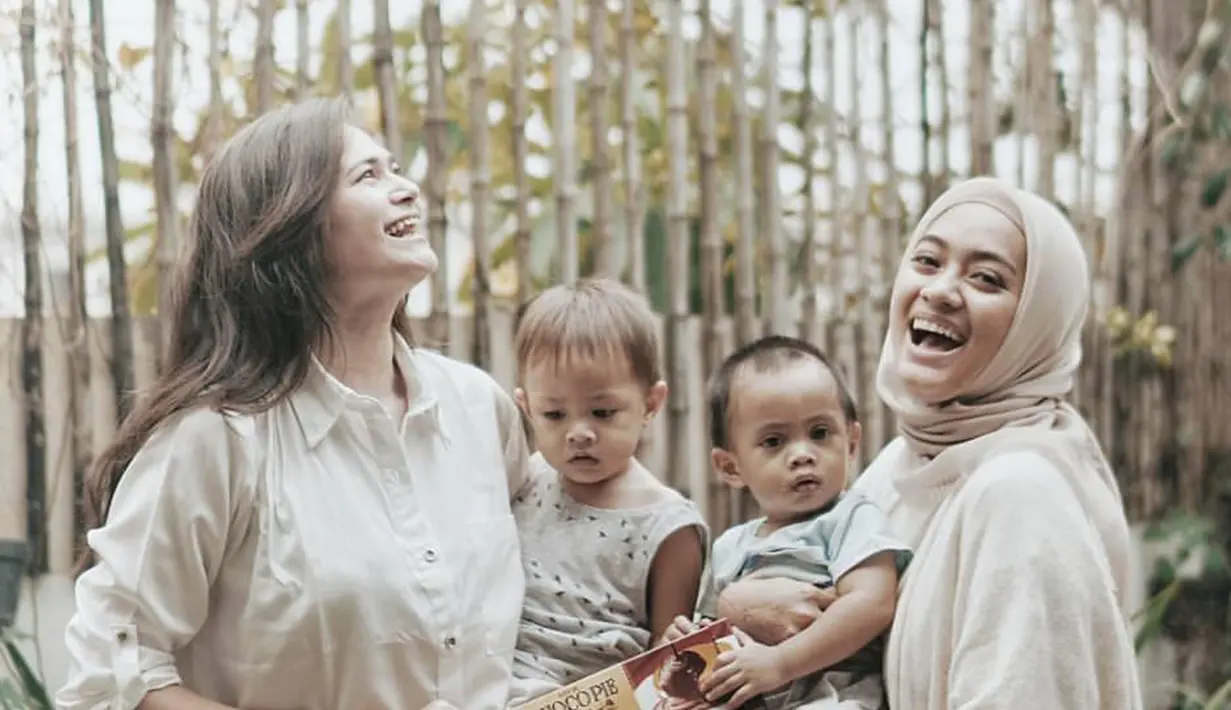 Tidak hanya Sekala dan Bjorka yang kompak, Ayudia dan Sabai juga kerap memperlihatkan kedekatan mereka di akun Instagram masing-masing. (Liputan6.com/IG/@sabaidieter)