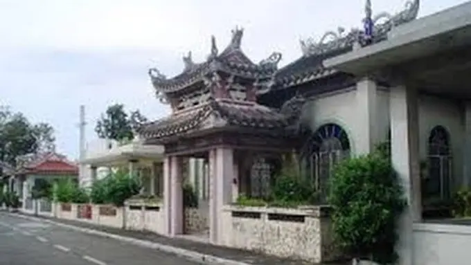 Maukah Kamu Dapat Rumah Gratis di Komplek Elit Ini? Yakin Mau?