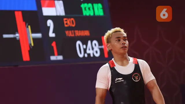 Foto: Eko Yuli Irawan Sabet Emas sekaligus Pecahkan Rekor SEA Games Kelas 61 Kg Putra