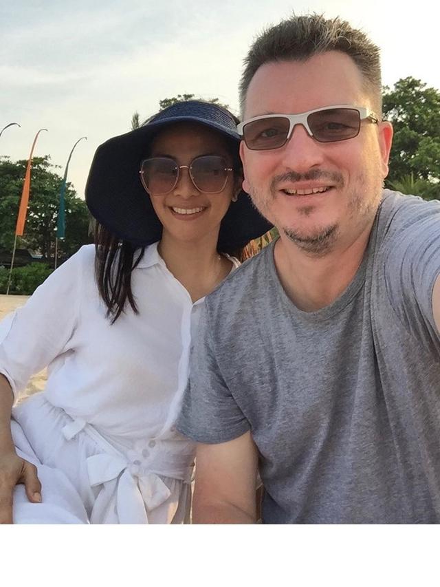 10 Selebriti Ini Bersuamikan Bule, Mesra dan Harmonis Abis