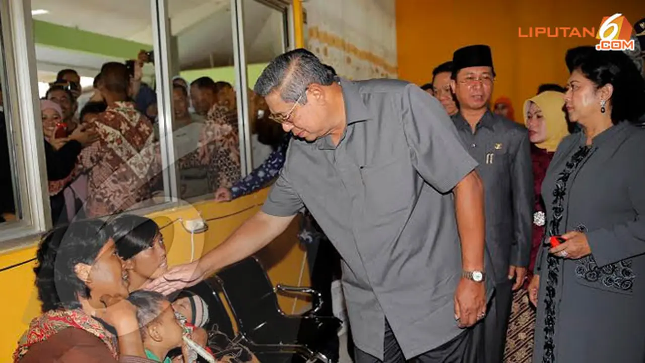 5-sby-kunjungi-bengkulu-140208c.jpg