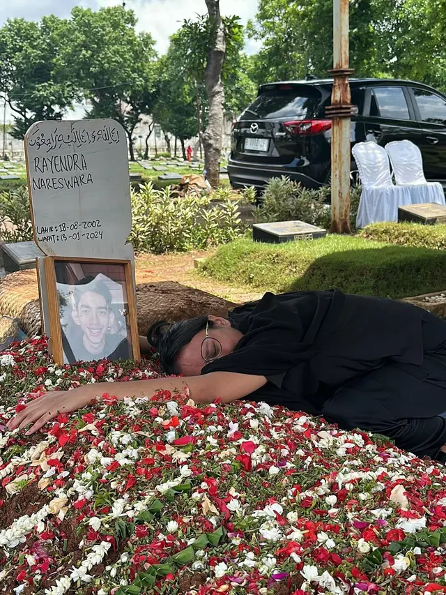 Kaneishia Yusuf, putri Dede Yusuf
