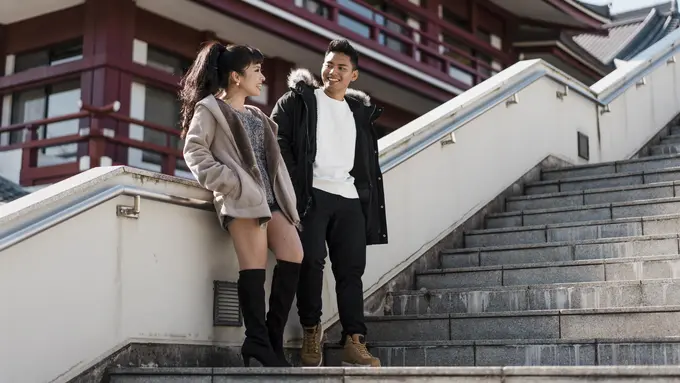 wanita juni disukai banyak orang