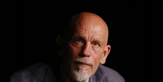 John Malkovich memiliki ide unik dalam penggarapan sebuah film, lain dari yang lain, ia bersama sutradara Robert Rodriguez memproduksi film yang baru bisa ditonton orang 100 tahun mendatang. (Bintang/EPA)