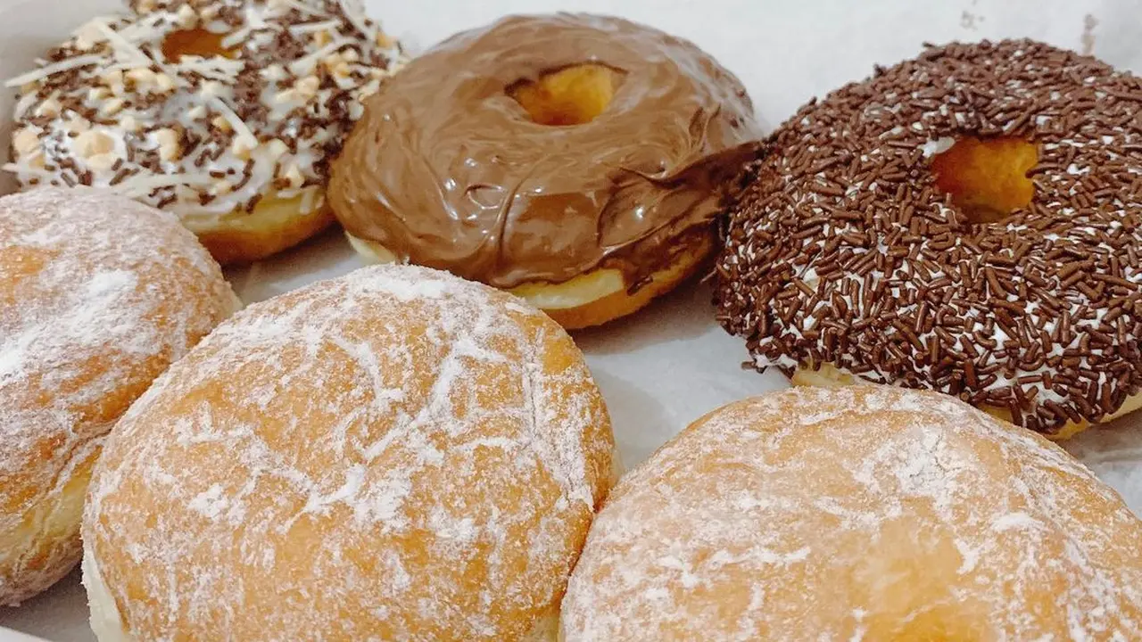 Diary Fimela: Donat dan Bomboloni Jadi Jawaban Kegalauan Bekerja di Kantor atau Bisnis di Masa Pandemi