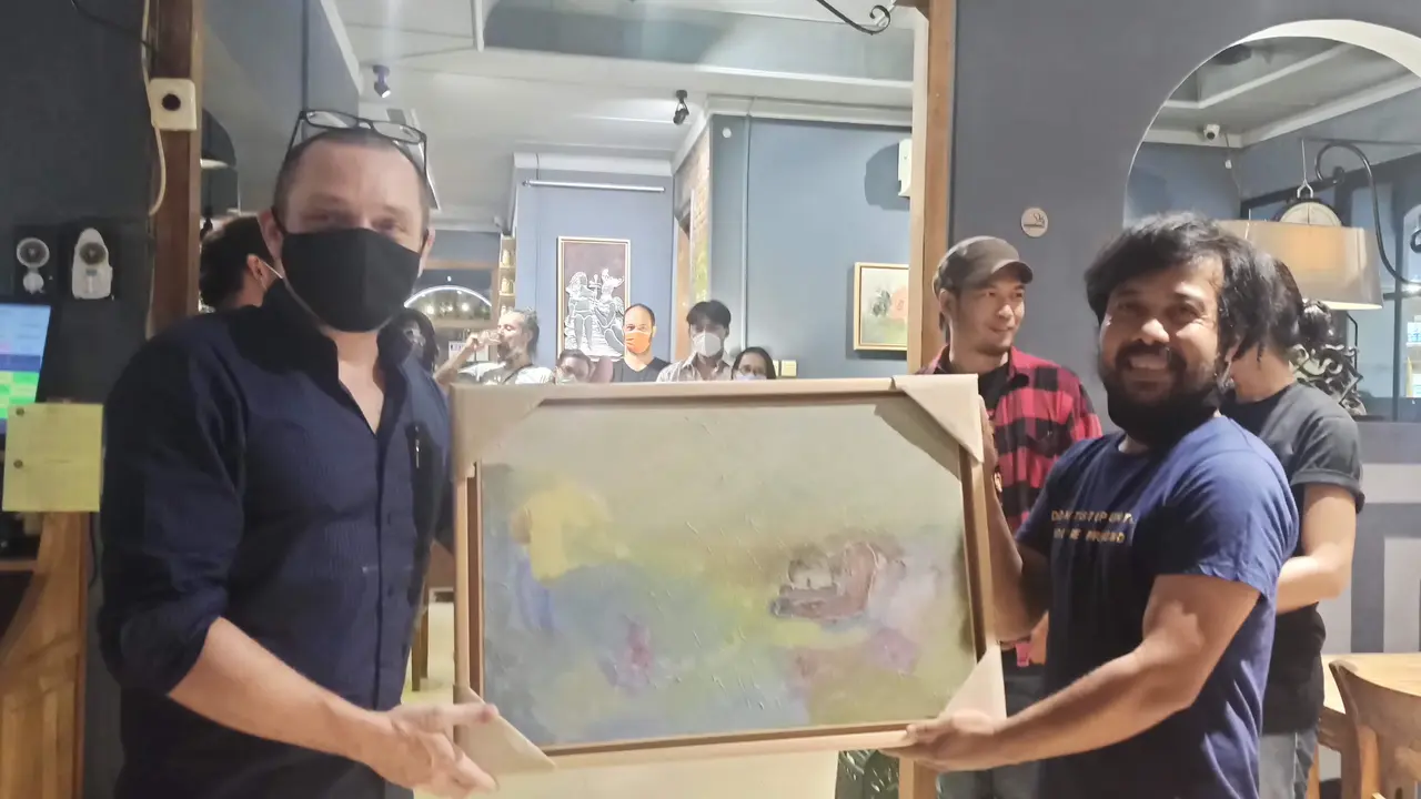 Pameran tunggal Ipo Hadi