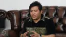 Steven Rumangkang saat konferensi pers di kawasan Cilandak, Jakarta, Kamis (3/12). Steven menuturkan, ia bakal melakukan tindakan tegas sebagai pernyataan sikapnya terkait foto mesra Angel Karamoy dan Pasha Ungu.  (Liputan6.com/Herman Zakharia)