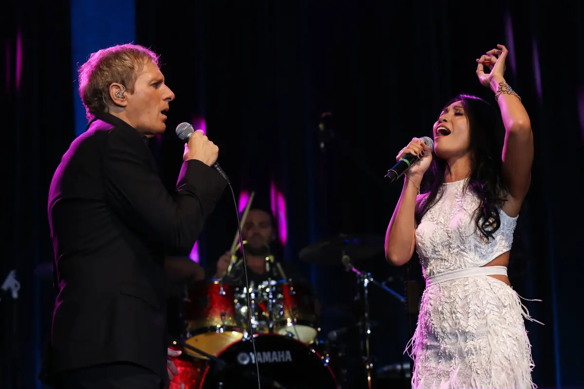 [Bintang] Michael Bolton & Anggun