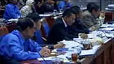 Dalam rapat bersama Kementerian Komunikasi dan Informatika dan KPI, Komisi I DPR meminta agar tayangan-tayangan dan berita media massa soal video mesum Ariel, Luna, dan Cut Tari dipantau. 