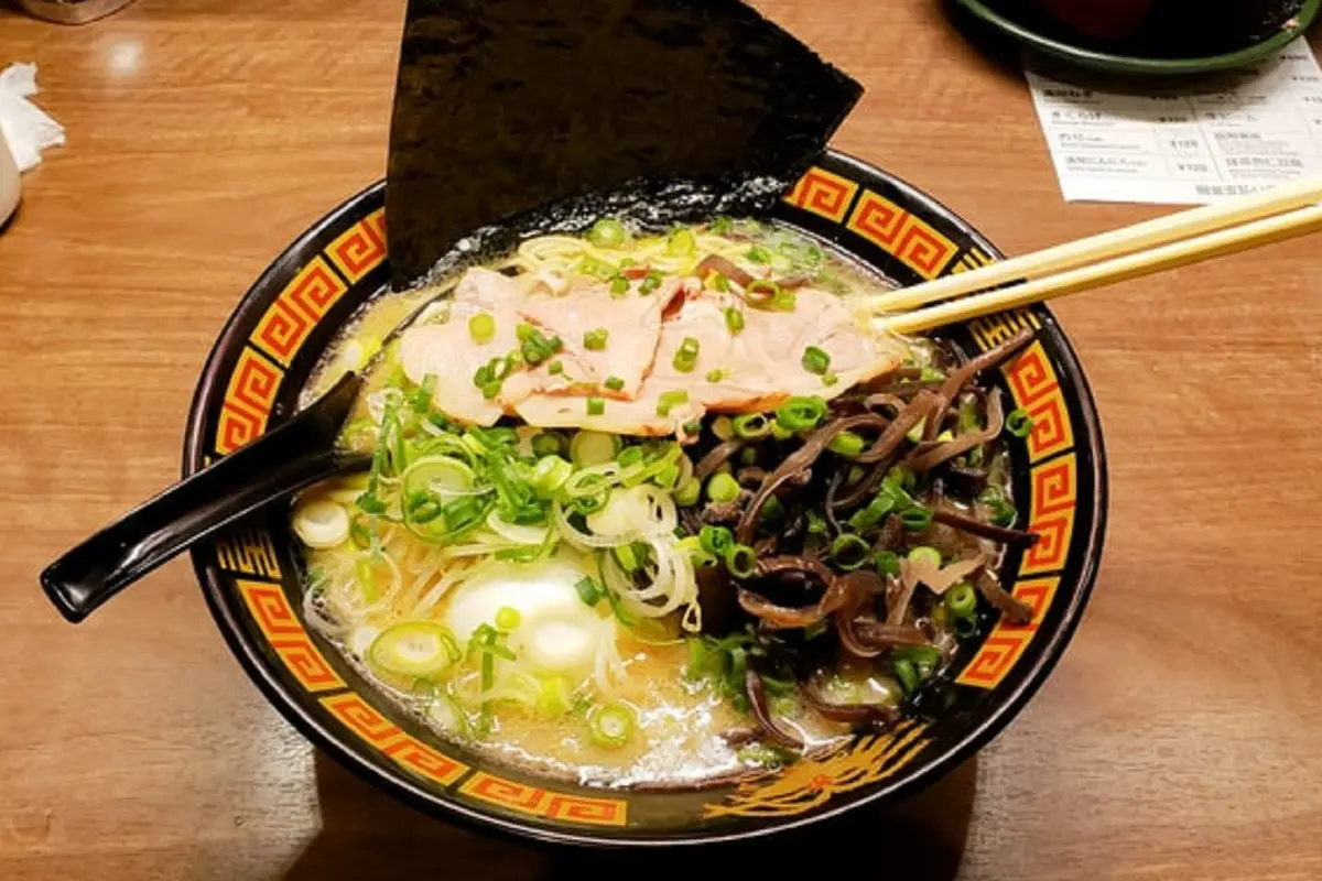Ilustrasi ramen