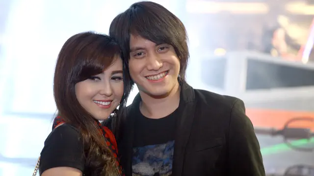 [Bintang] Kevin Aprilio dan Vicy Melanie