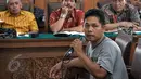 Irwansyah Siregar memberikan keterangan saat sidang lanjutan praperadilan Novel Baswedan di PN Jaksel, Jumat (5/6/2015). Irwansyah Siregar menceritakan kronologi penembakan dirinya oleh Novel Baswedan. (Liputan6.com/Yoppy Renato)  