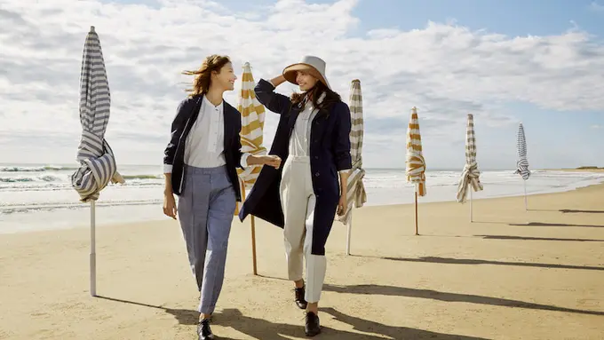 Tren Outfit Liburan dengan Gaya Anggun dari Koleksi Spring/Summer 2021 Uniqlo x Ines de la Fressange