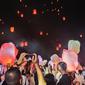 Pelepasan 1000 lampion pada Festival Sandeq 2022 (Foto: Liputan6.com/Abdul Rajab Umar)