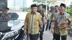 Ketua Umum PBNU KH Said Aqil Siradj menyambangi Gedung KPK, Jakarta, Selasa (11/7). Said Aqil disertai jajaran pengurus PBNU akan berdiskusi dengan pimpinan KPK terkait dukungan terhadap upaya pemberantasan korupsi. (Liputan6.com/Helmi Afandi)