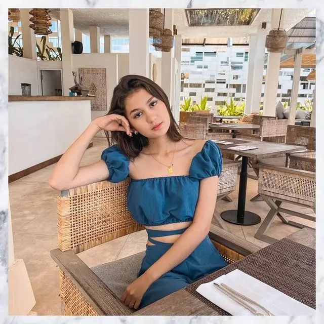 [Fimela] Zoe Abbas Jackson