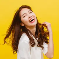 happy person/copyright freepik/tirachardz