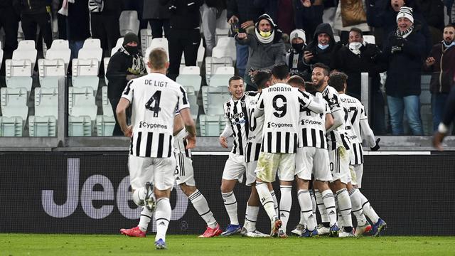 FOTO: Juventus Lumat Genoa 2-0