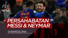 Persahabatan Lionel Messi dan Neymar. (Bola.com/Dody Iryawan)