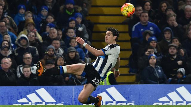 Janmaat Tersungkur Tanpa Sebab, Newcastle Kalah 1-3