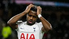 Tottenham Hotspur harus menelan pil pahit kala bertandang ke markas Burnley pada laga pekan ke-26 Liga Inggris. (AFP/Nigel Roddis)