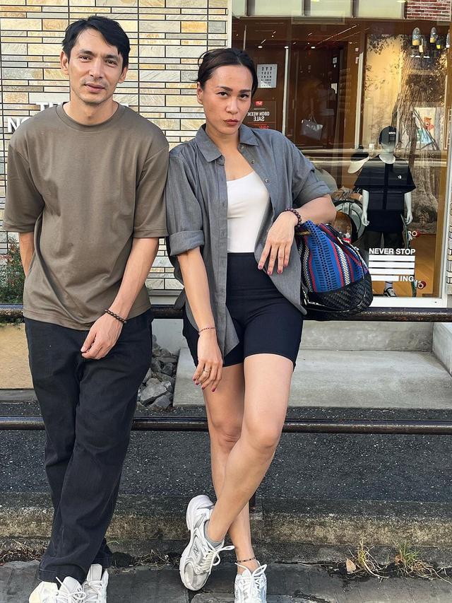 6 Potret Istri Abimana Aryasatya Hamil Anak ke-5 di Usia 43 Tahun, Disambut Bahagia