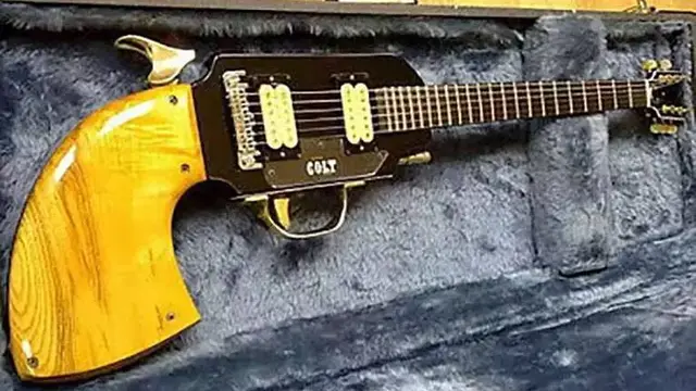 7 Potret Bentuk Gitar Listrik Nyeleneh Ini Kocak Banget